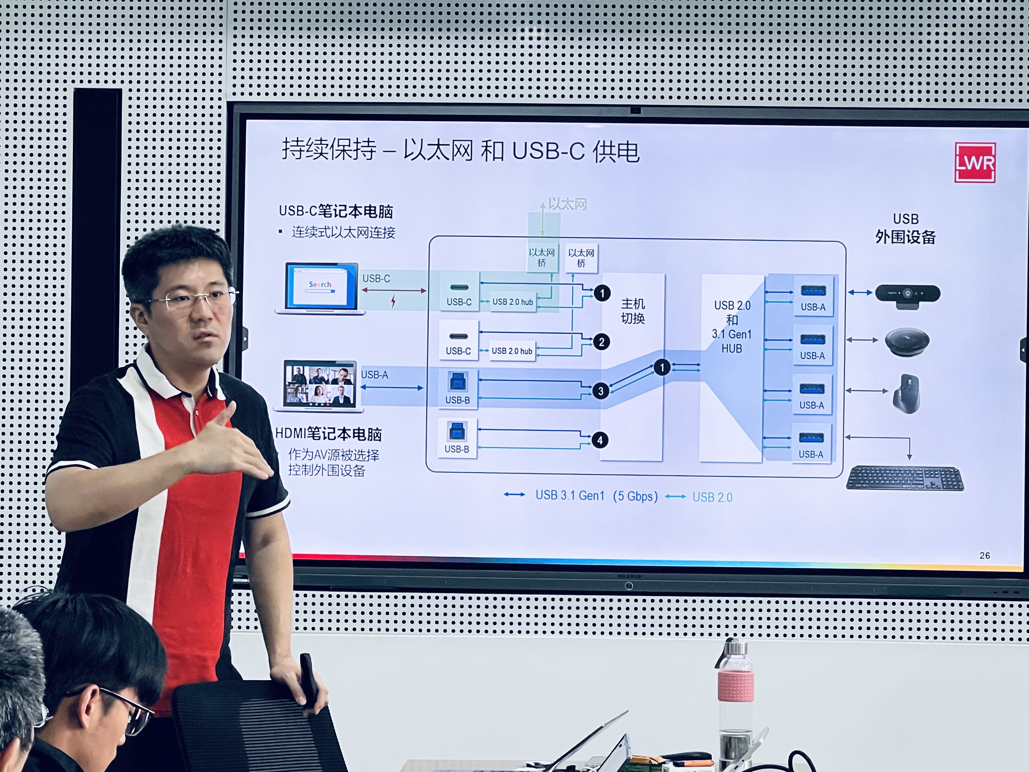 b30aee19-aa4b-4b79-bf57-872e4aa1e7b1.jpg