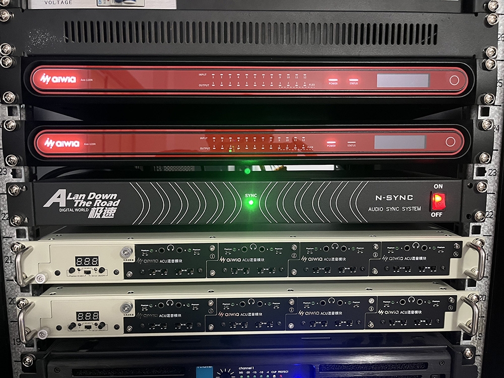 第4题_谢杰贤_20250509_机柜图3_3.JPG 第4题_谢杰贤_20250509_机柜图3_3.JPG